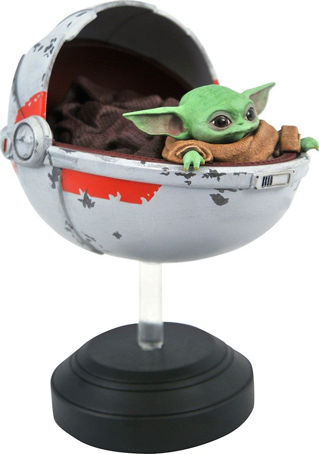 Diamond Select Star Wars The Mandalorian: The Child with Pram