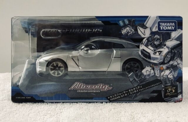 Takaratomy Transformers Alternity A-01 Nissan GT-R Convoy (Ultimate Metal Silver)
