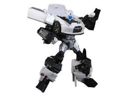 Takaratomy Transformers Alternity A-01U Nissan GT-R Ultra Magnus (Brilliant White Pearl)