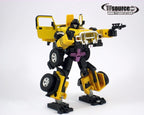 Takaratomy Transformers Binaltech BT-09 Swindle feat. Jeep Wrangler