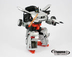Takaratomy Transformers Binaltech BT-10 Grimlock feat. Ford Mustang GT