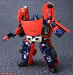 Takaratomy Transformers Binaltech BT-22 Convoy feat. Dodge Ram SRT-10