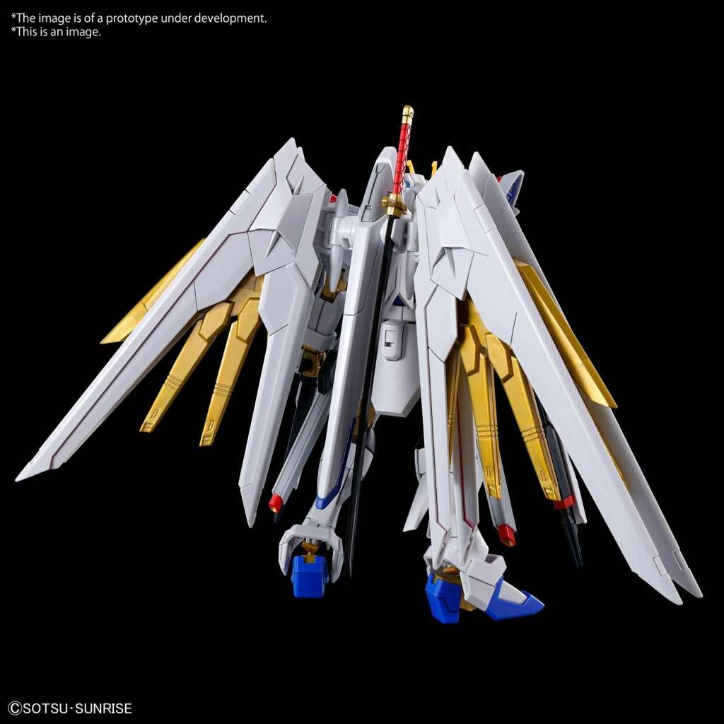 Bandai Gunpla High Grade HGCE 1/144 Gundam Mighty Strike Freedom