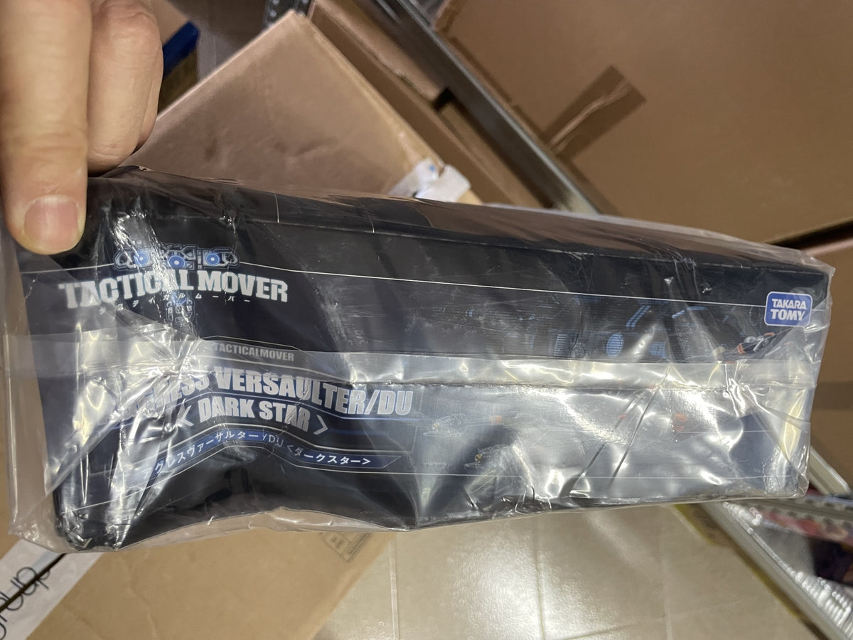 Takaratomy Diaclone Reboot TM-38 TACTICAL MOVER AGGRESS VERSAULTER/DU DARK STAR (BOX C7)